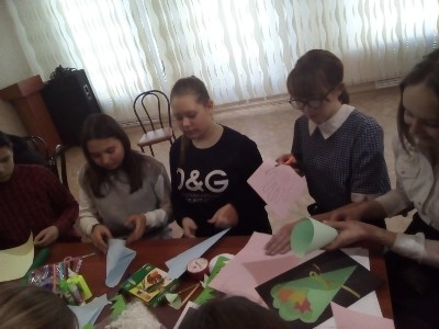 "Поздравительная открытка"